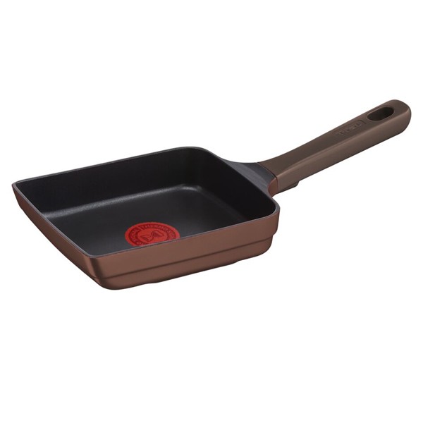 T-fal　IHチタン・エクセレンス モカシリーズ エッグロースター